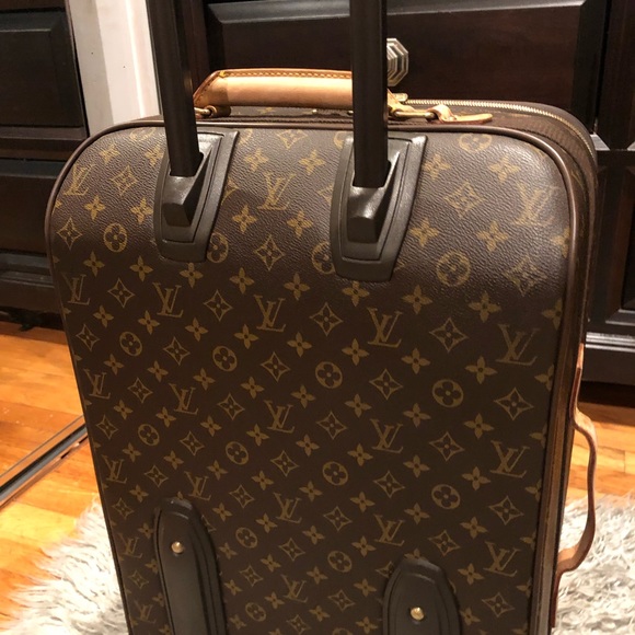 Louis Vuitton Pegase 45 Roller Luggage - Picture 8 of 11